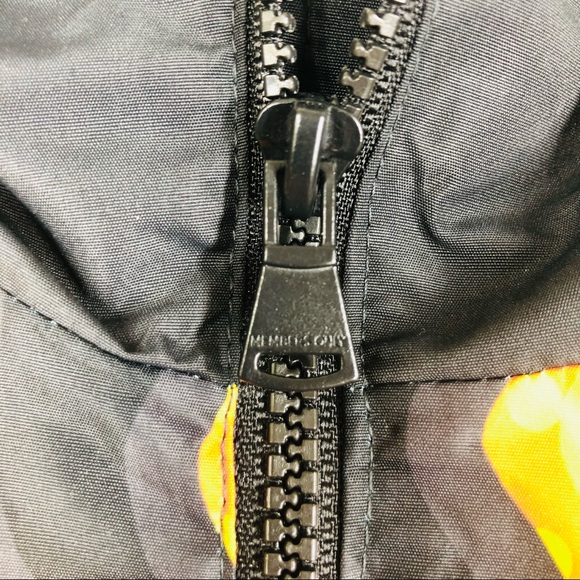 Members Only X Nickelodeon SpongeBob Rugrats Mash Windbreaker Jacket Medium NWT - Picture 3 of 7